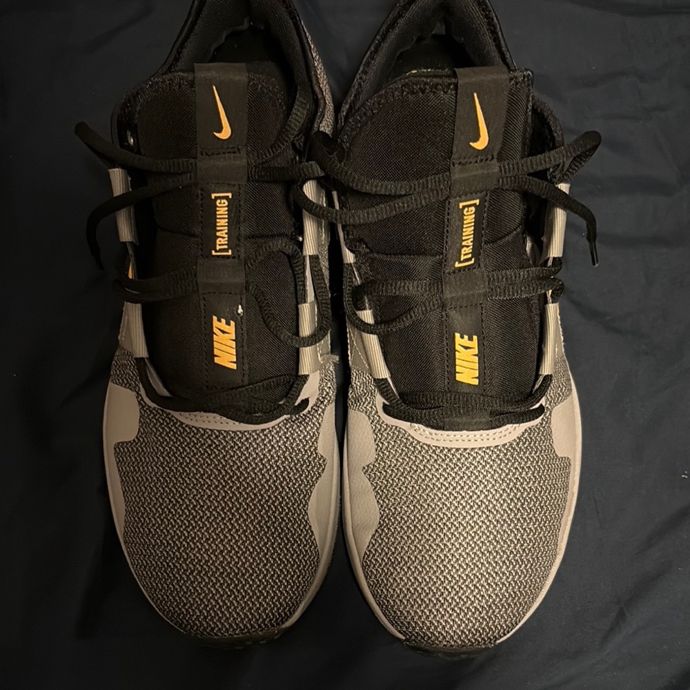 Nike Black and Gray Training Shoes